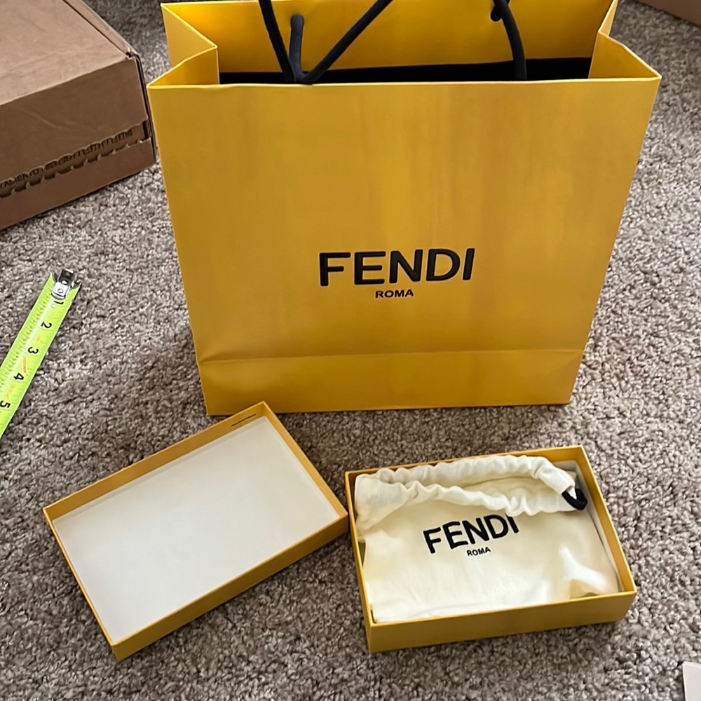 Fendi gift bag set